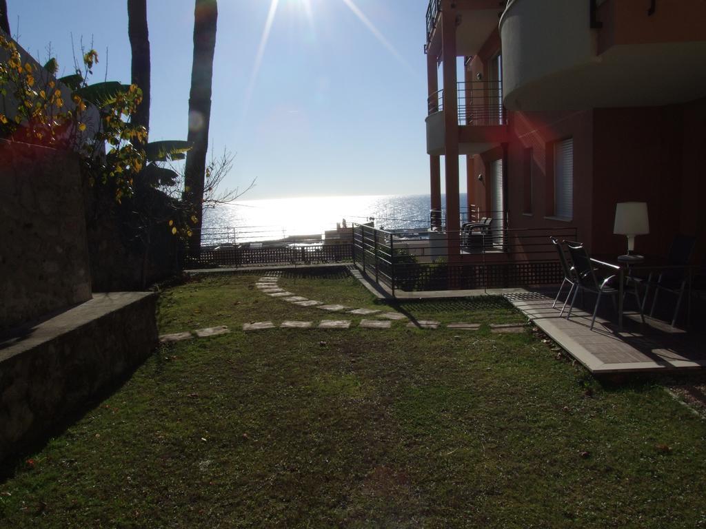 Appartement Au Chateau Vallaya Menton Eksteriør billede