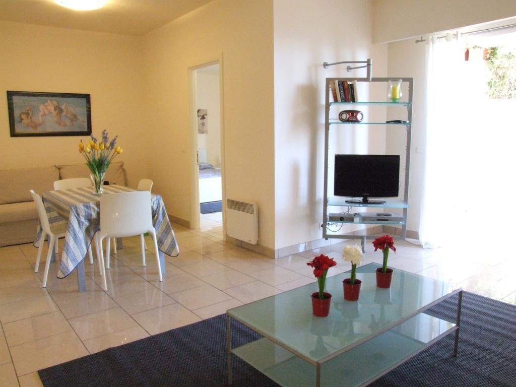Appartement Au Chateau Vallaya Menton Eksteriør billede